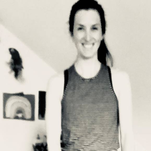 Meet your Posher, Catherine - Picture 1 of 1